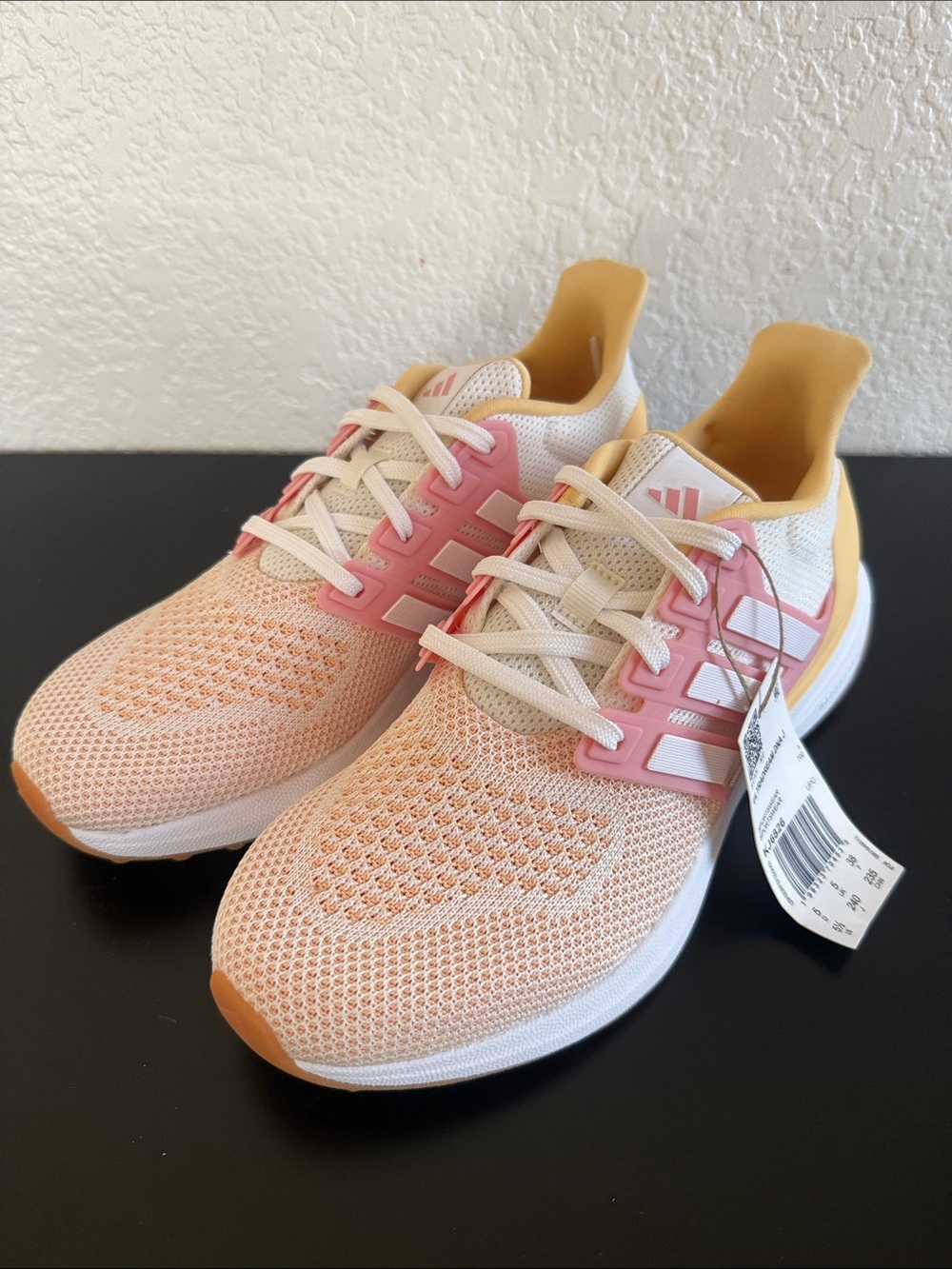 adidas women’s/juniors Ultradream DNA sneakers